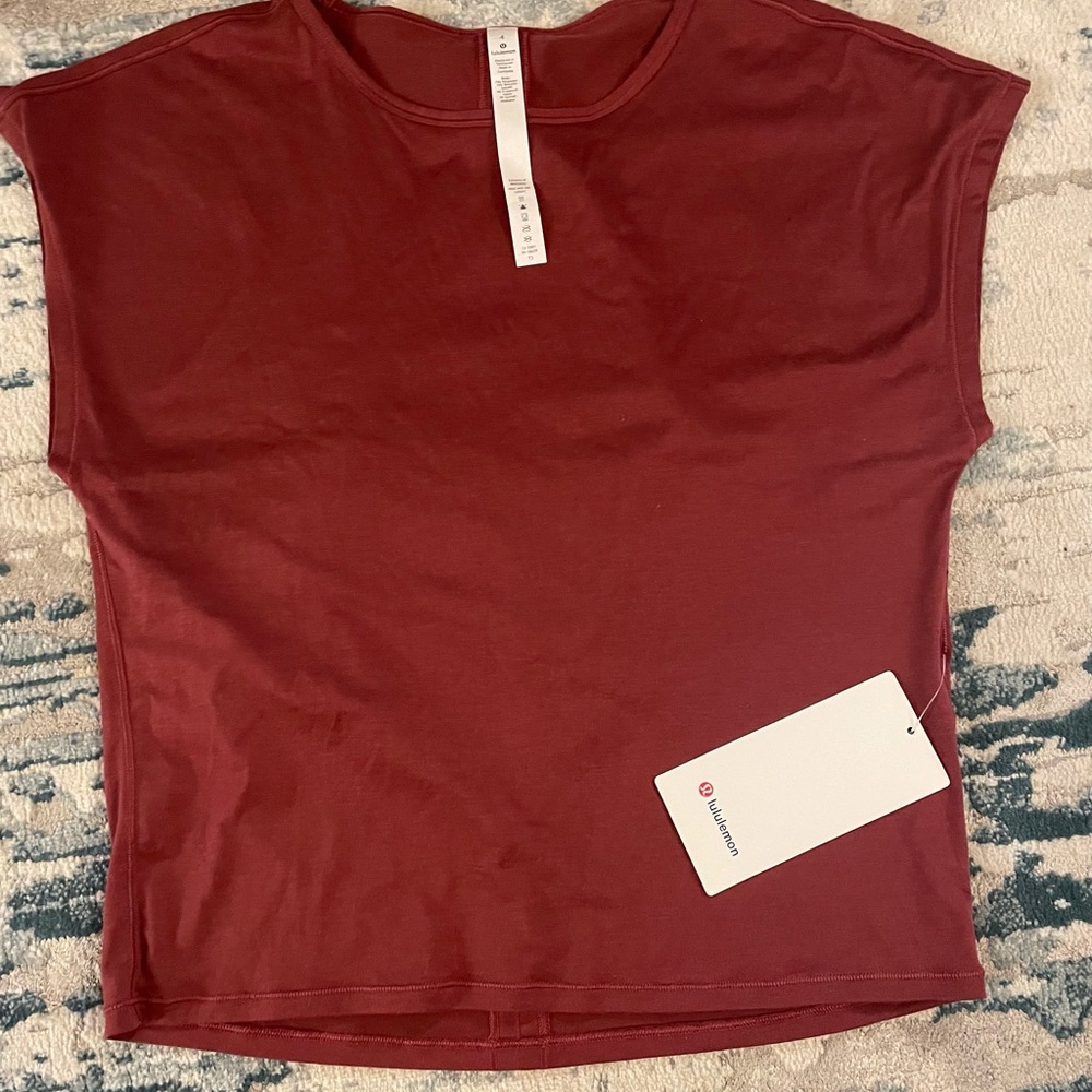 Nwt lulu lemon shirt